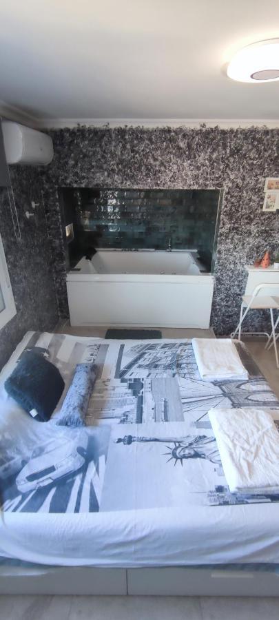شقة Latorre Jacuzzi Jerez جيريز المظهر الخارجي الصورة